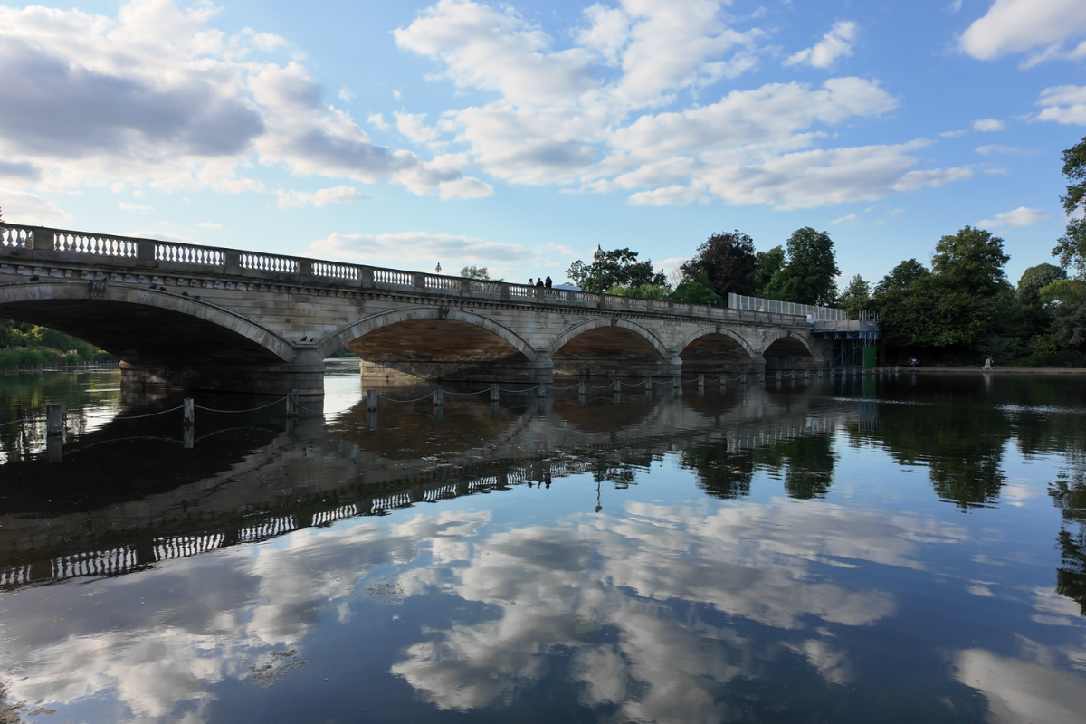 How YouTube Walking Tours Boost Mental Health